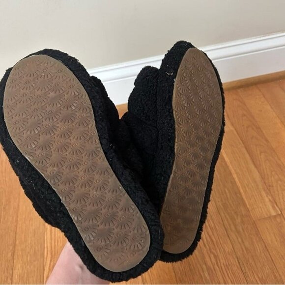UGG Women's Fluff Yeah Slide Black Open Toe Back Strap Slippers Size 6 - Picture 6 of 7